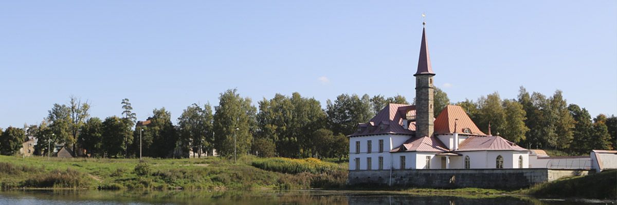 Pretend you are the Maltese kneight in the earthen Priorat Palace
